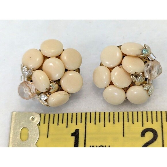Vintage Mid Century Cream and Faceted Bead Earrings - Picture 3 of 7